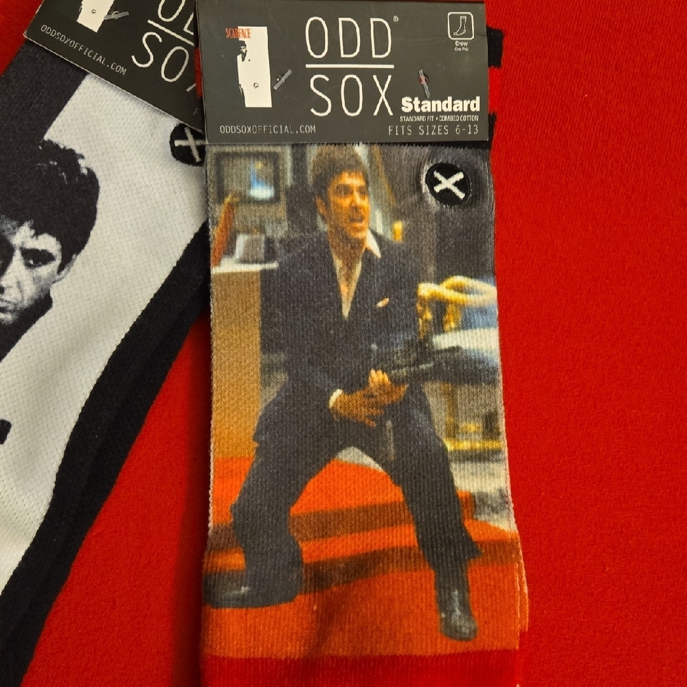 Tony Montana Scarface Socks - Picture 2 of 9